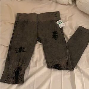 Vintage looking light brown leggings.